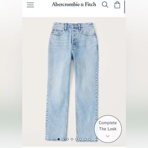 Abercrombie & Fitch Curve Love Light Wash Dad Jean